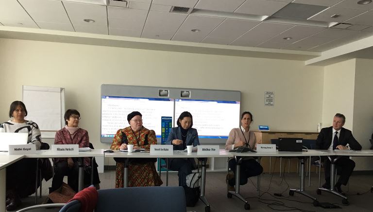 La vicepresidenta de la FCM durante una ponencia en el CSW61