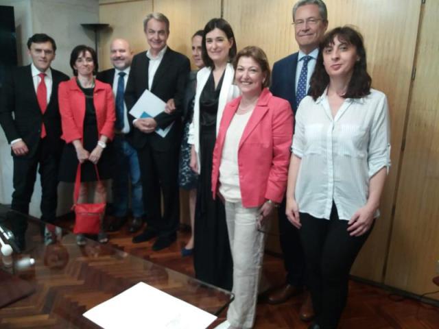 La Fundación CERMI Mujeres traslada a Carmen Montón las principales demandas de las mujeres y niñas con discapacidad