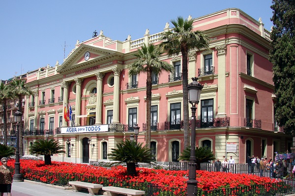 Ayuntamiento de Murcia (De H.Helmlechner - Trabajo propio, CC BY-SA 4.0, https://commons.wikimedia.org/w/index.php?curid=67195879)