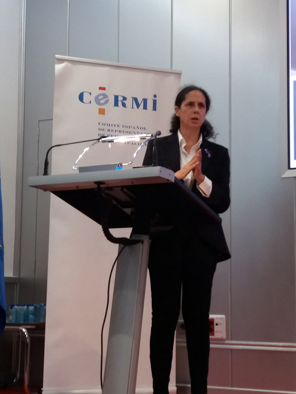 Ana Peláez tilda de “barbarie” las prácticas que siguen sufriendo niñas con discapacidad y pide empoderarlas para que “sean mujeres libres”