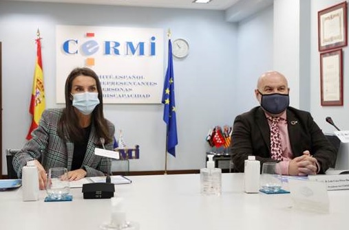 La Reina Letizia y Luis Cayo Pérez Bueno, presidente del CERMI