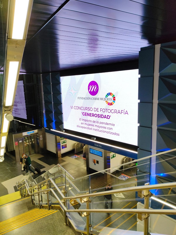 Metro de Madrid proyecta las fotografías ganadoras del VI Concurso ‘Generosidad’ de la Fundación CERMI Mujeres