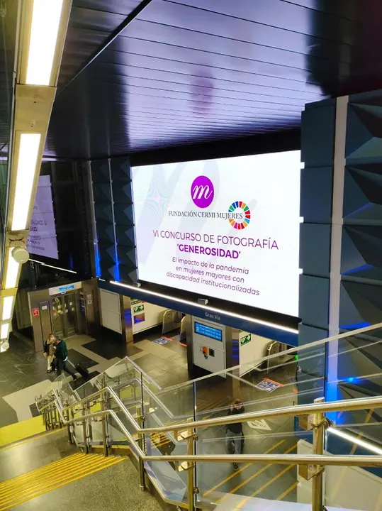 Metro de Madrid proyecta las fotografías ganadoras del VI Concurso ‘Generosidad’ de la Fundación CERMI Mujeres