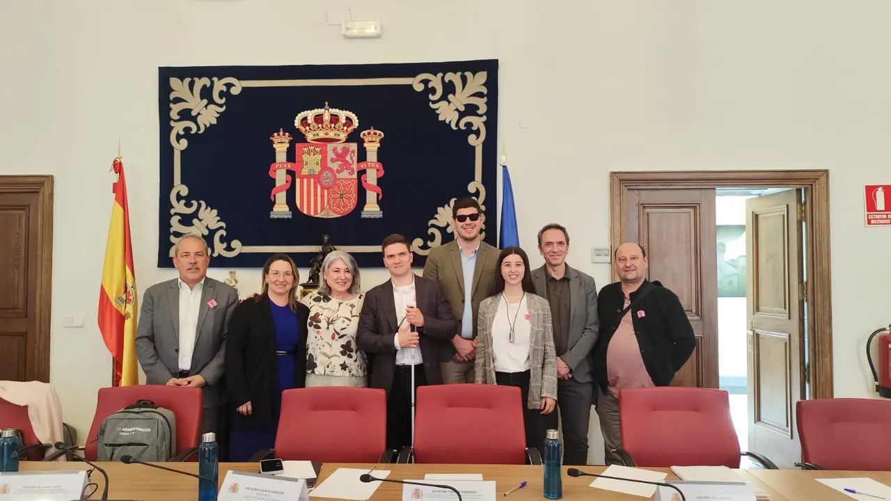 Imagen de la comisión de Juventud de CERMI Estatal
