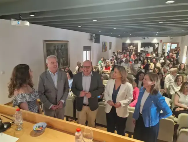 Imagen de la jornada de presentaci&oacute;n de la investigaci&oacute;n sobre respiro familiar elaborada por la UCAM y CERMI - UCAM