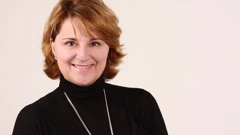 Rosa Estarás, galardonada con un ‘Premio cermi.es 2015’ en la categoría Fundación CERMI Mujeres – Acción en beneficio de las mujeres con discapacidad