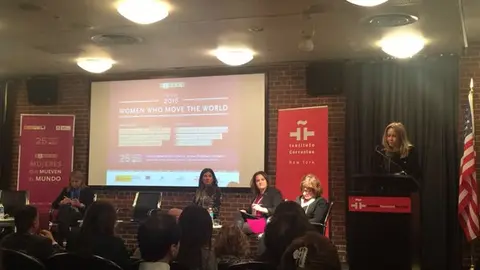 Sede del Instituto Cervantes en NY. Momento del debate en torno al papel de las mujeres en el crecimiento económico sostenible y el liderazgo femenino en las empresas