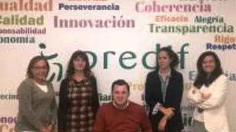 Momento tras la firma del convenio entre la Fundación CERMI Mujeres y Predif
