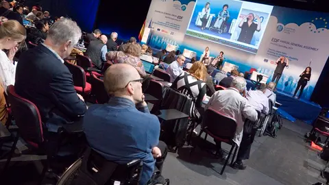 Momento de la Asamblea del EDF celebrada en Madrid durante la que se adoptó la Declaración de Madrid Renovada