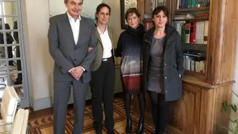 José Luis Rodríguez Zapatero, Victoria Ortega, Ana Peláez e Isabel caballero 