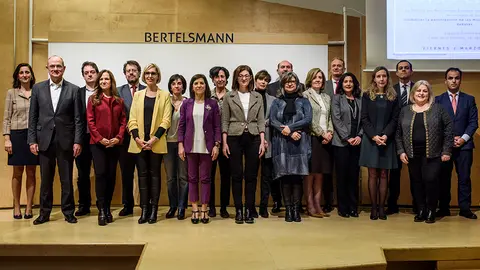 Foto de familia de los firmantes del manifiesto