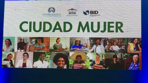 Detalle del cartel de 'Ciudad mujer'