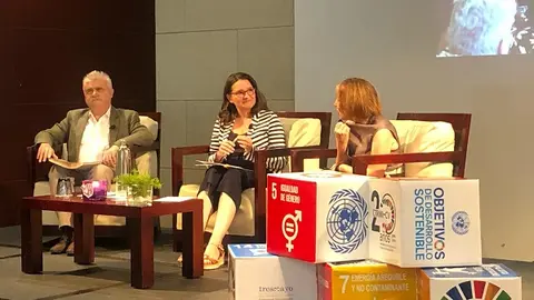 Momento durante el I Encuentro Autonómico ‘Empoderamiento político de mujeres con discapacidad’