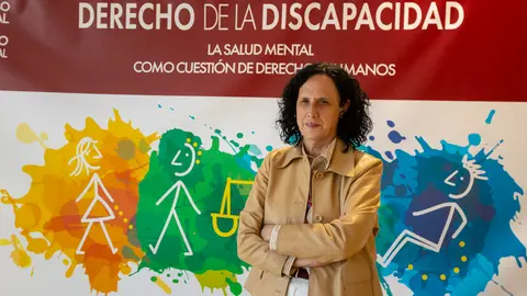 Ana Peláez, es una experta española en discapacidad, miembro del comité de Naciones Unidas que vela por el cumplimiento de la Convención sobre los Derechos de las Personas con Discapacidad y primera mujer con discapacidad en el comité de Naciones Unidas contra la discriminación de la mujer