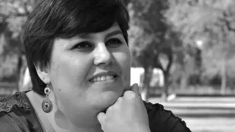 Imagen en blanco y negro de Carola L&oacute;pez