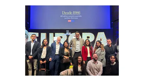 Imagen de los representantes de la juventud del movimiento social de la discapacidad